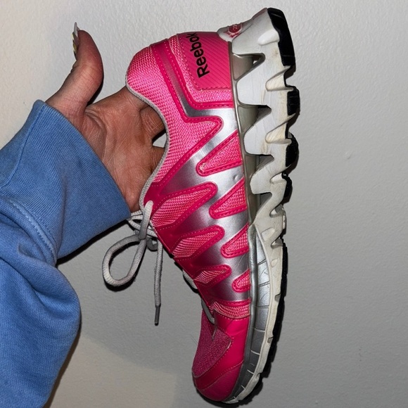 Reebok Zig Tech Womens Size 10 Running Training Shoes Gray Silver Pink - Picture 3 of 11